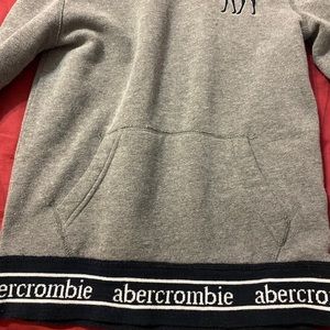 abercrombie and fitch grey and blue pull over